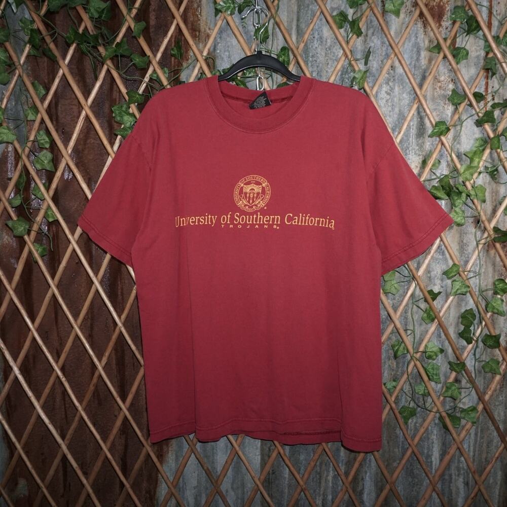 L - Vintage Y2K American Vintage T-Shirts university
